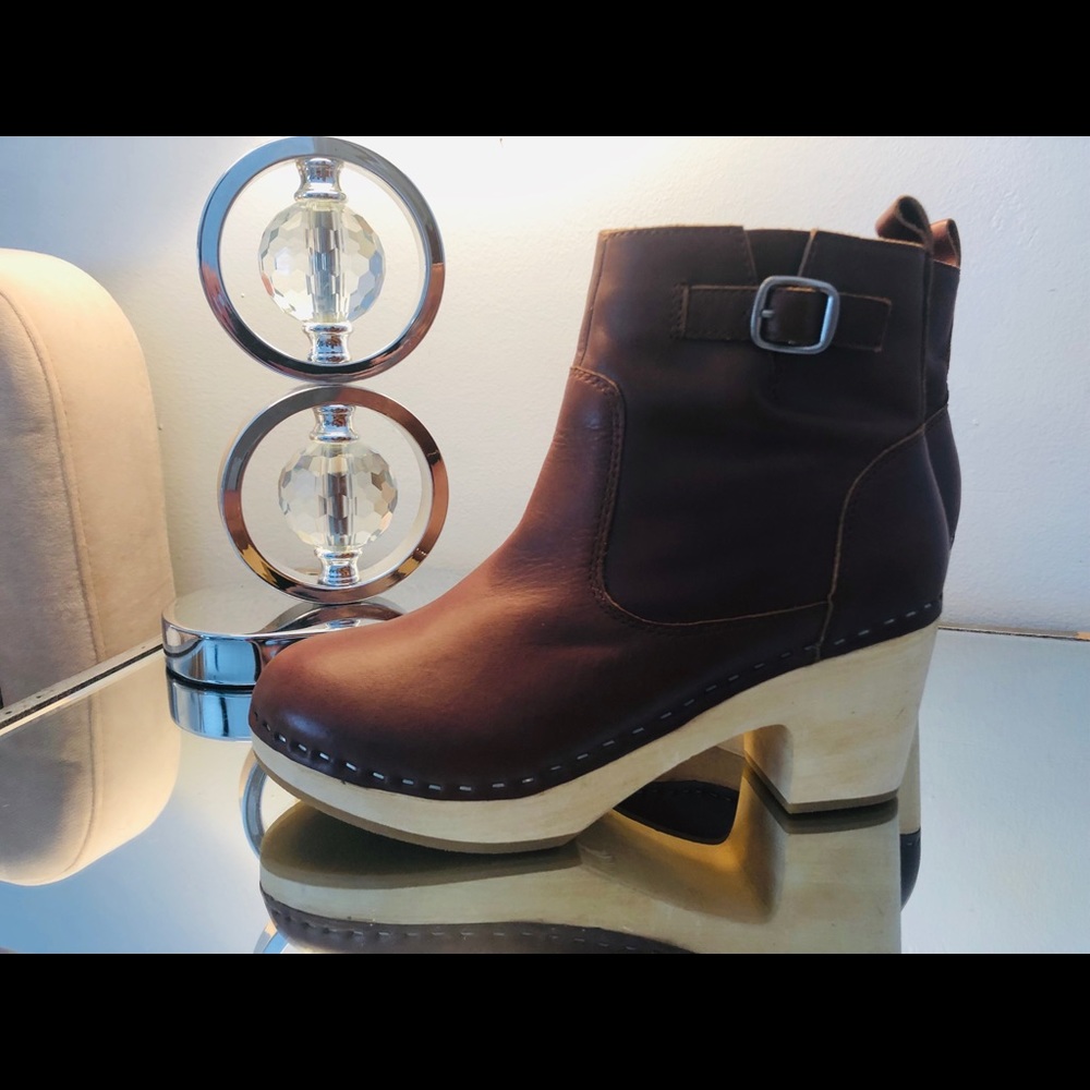 Ladies Swedish Style Clog Boots